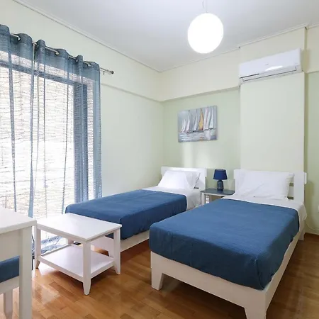 Spacious View Of Square Apartment