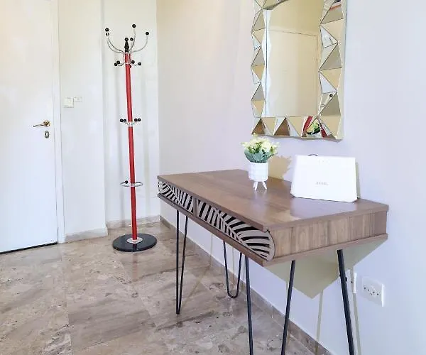 Spacious View Of Square * Kalamáta