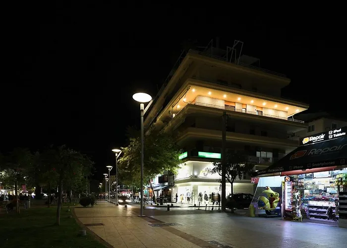 아파트 Spacious View Of Square *