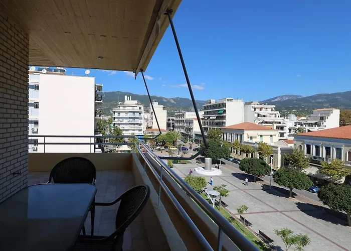 Spacious View Of Square *